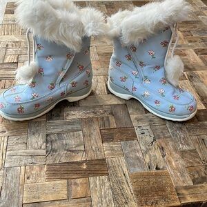 Lands End Kids Snow Flurry Floral Snow Boots